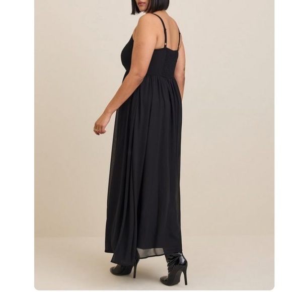 TORRID NWT Maxi Chiffon Pleated Dress - Picture 2 of 5